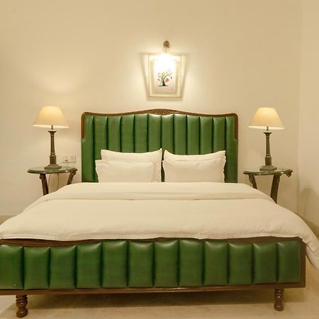 A Mansion Hotel Kashipur Екстериор снимка